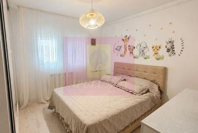 Apartament cu 3 camere în Unirii
