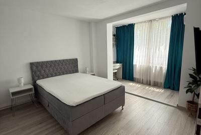 Apartament cu 3 camere decomandat, mobilat în Ghencea