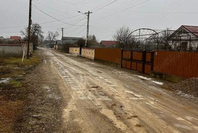 Teren de 1208 mp, în Vulturu - 4