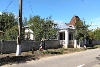 Casă cu 4 camere în Cioroiași - 5