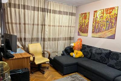 Apartament 3 camere de vanzare, 75 mp, zona Dacia - 5
