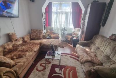 Apartament 2 camere semidecomandat etaj 2/4 pe strada Nanter - 1