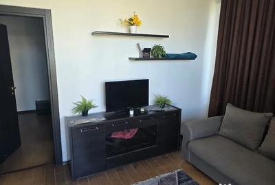 Apartament cu 3 camere semidecomandat în Central - 2