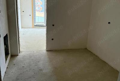 Garsonieră decomandată în Poarta 6 - 5