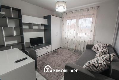 Unirii | zona Palas | etaj 2 | copertina | pivnita | confor 1 | Apt. 2 camere - 1