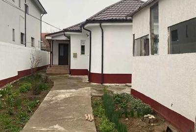 Casă cu 4 camere în Sud