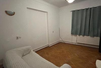 Apartament cu 3 camere semidecomandat în Polonă - 2