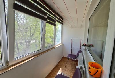 Apartament cu 2 camere decomandat în Palazu Mare - 2