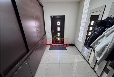 Vila garaj, zona Palatul de Justitie! - 11