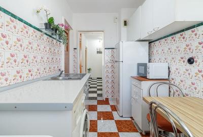 Apartament luminos complet mobilat vis a vis de Parcul Moghioros - 10