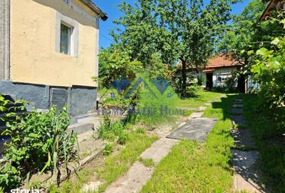 Casă cu 3 camere cu Teren 678 Mp în Ghelari - 2