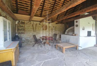 Casa Saseasca de vanzare  in  Somartin  / Comision O % - 10