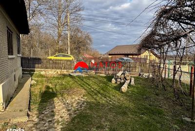 Casă cu 3 camere decomandat în Bobolia - 5