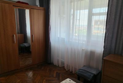 Apartament cu 3 camere semidecomandat, mobilat în Central - 7