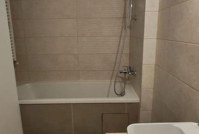 Apartament cu 3 camere decomandat în 13 Septembrie - 10