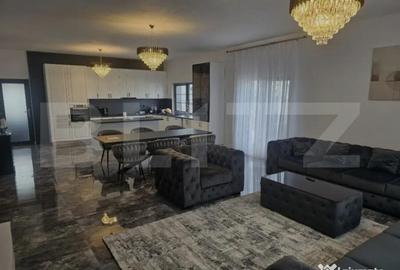 Casă cu 3 camere cu Canalizare în Central - 2
