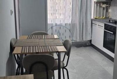 Apartament cu 2 camere, mobilat în Central - 2