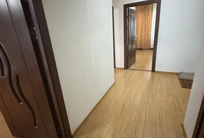 Apartament cu 3 camere decomandat, mobilat în Trocadero - 12