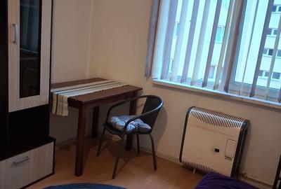 Garsonieră în Noua