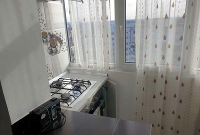 Apartament cu 2 camere semidecomandat în Micro 6 - 4
