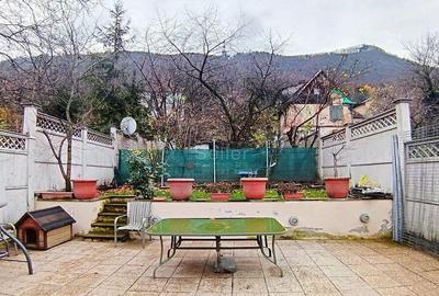 Apartament cu 4 camere decomandat, mobilat în Central - 3