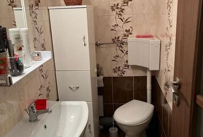 Apartament cu 3 camere decomandat în Central - 4