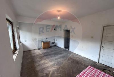 Garsoniera DE VANZARE ideala pentru investitie in Cavnic,... - 9