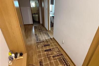 Apartament cu 4 camere decomandat, mobilat în Aeroport - 3