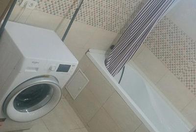 Casă cu Teren 300 Mp în Lumina