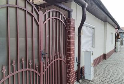 Casă cu 4 camere în Central - 6