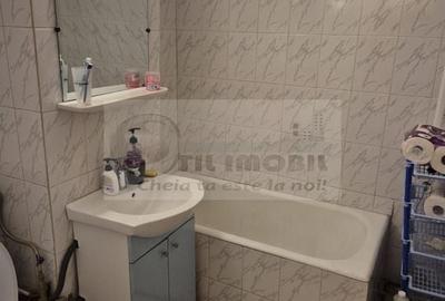 Apartament 3 camere, decomandat, zona Dacia - 450 euro - 7