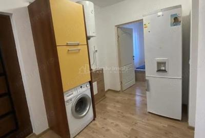 Apartament cu 3 camere decomandat în Iosia
