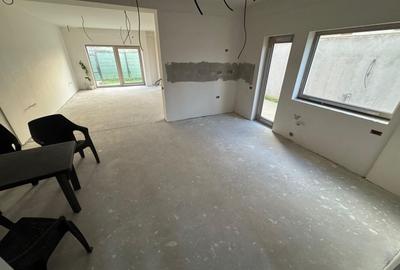 Casa de vanzare Duplex zona Carrfour - 12