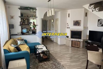 Casă individuală cu 3 camere cu Canalizare în Cetate - 1