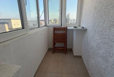 Apartament cu 2 camere decomandat în 9 Mai - 12