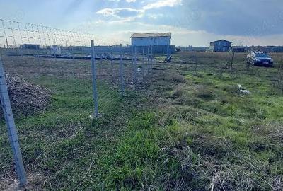Teren de 800 mp, în Central - 2