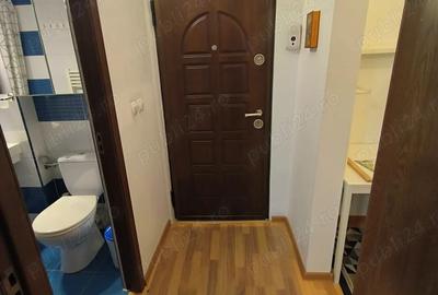 Garsoniera utilata complet, zona Sens etaj 3 - 5