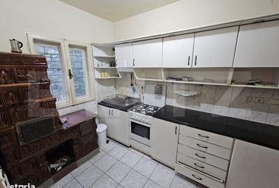 Casă cu 4 camere cu Teren 2669 Mp în Scărișoara - 2