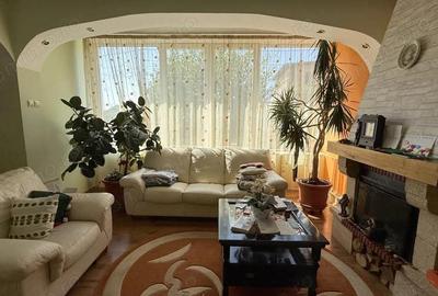 Casă cu Canalizare în Lunei - 13