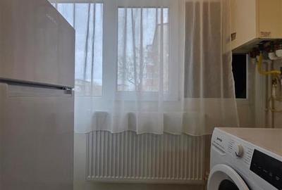 Inchiriere Apartament cu 1 camera Baza 3 - 4