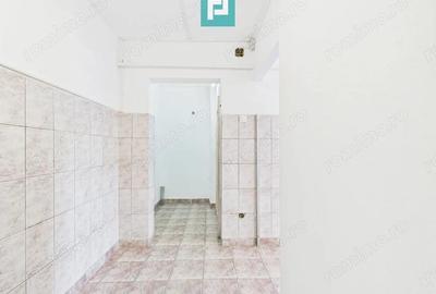 Garsoniera/spa?iu comercial strada Poetului Vlaicu - 9