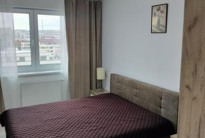 Apartament cu 2 camere decomandat în Tractorul - 5