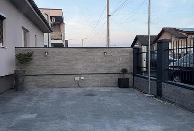 Casă cu 3 camere cu Teren 330 Mp în Moșnița Nouă - 2