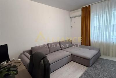 Apartament cu 2 camere decomandat, mobilat în Central