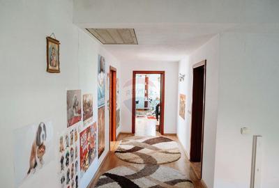 Casa de vanzare in Radauti str Iraclie Porumbescu - 1