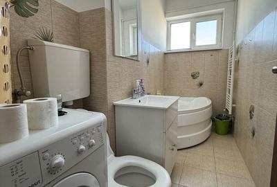 Apartament cu 4 camere semidecomandat în Central - 3