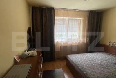 Apartament cu 3 camere semidecomandat, mobilat în Câmpia Turzii