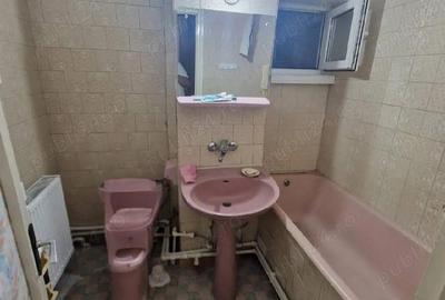 Apartament cu 4 camere decomandat în Școlilor - 3