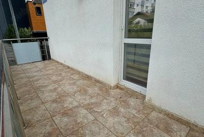 Spațiu comercial, de 63 mp, în Central