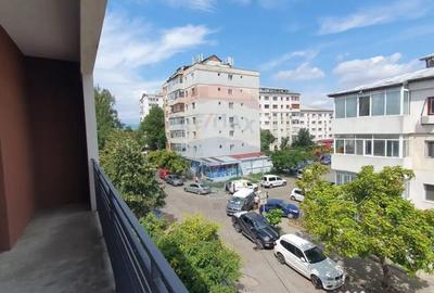 Spațiu comercial, de 91 mp, în Central - 2